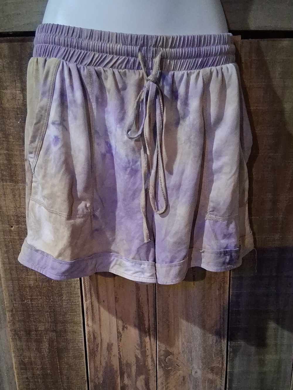 Tie-Dye Drawstring Athletic Shorts - Lavender & Beige